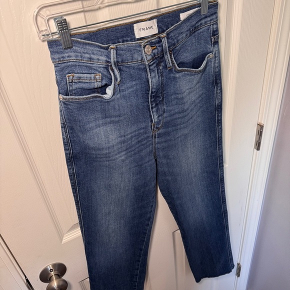 FRAME Le Sylvie Crop in Crosslane Wash - Picture 2 of 16